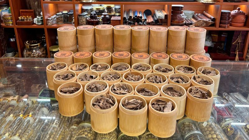 Hộp trầm hương xông đốt 100gam
